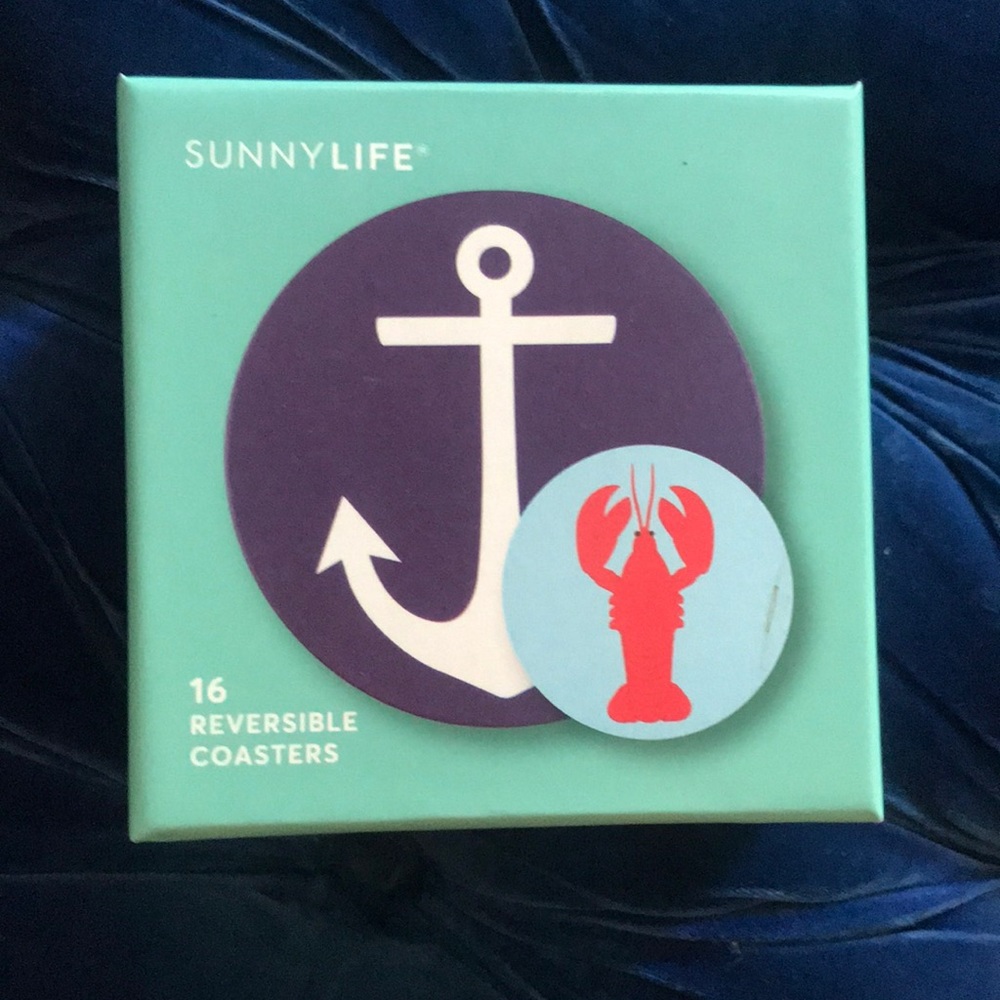 🦞 16 Reversible ‘SunnyLife’ Coasters - Picture 3 of 8